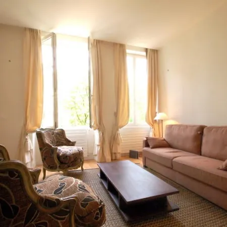 Place Dauphine - 4 Adults *